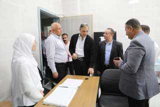 مستشار السيد رئيس الجمهورية ومحافظ...