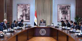 رئيس الوزراء يتابع موقف تنفيذ...