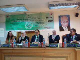 التنمية المستدامة والتكنولوجيا الخضراء في...