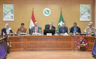محافظ الشرقية يعقد إجتماعاً موسعاً...
