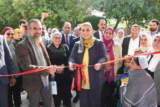 وزيرة التضامن تفتتح مركز الأحباب...