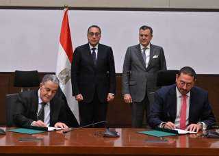 رئيس الوزراء يشهد توقيع اتفاقية...