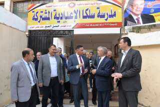 محافظ الدقهلية يتفقد مقار اللجان...