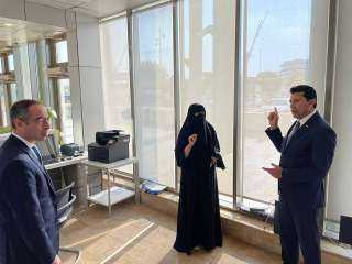 وزير الشباب والرياضة يتفقد معمل...