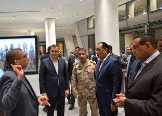 رئيس الوزراء يتفقدُ المتحف المصري...