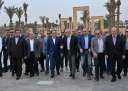 رئيس الوزراء يتابع سير العمل...