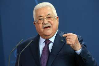 الرئيس الفلسطيني يجدد دعوته إلى...