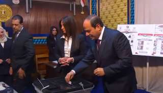 الرئيس عبد الفتاح السيسي يدلي...
