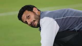 الشناوي يجتمع مع لاعبي الأهلي...