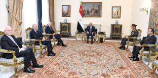 الرئيس السيسى يبحث مع وزير...