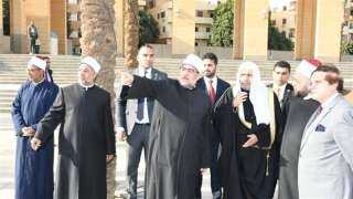 أمين عام رابطة العالم الإسلامي...