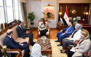 وزيرة الهجرة تستقبل رئيس مجلس...