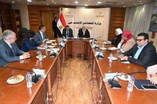 وزيرا الشباب والتضامن الاجتماعي يناقشان...