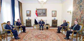 الرئيس السيسي يستقبل وزير خارجية...