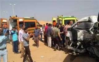 مصرع وإصابة 15 شخصاً جراء...