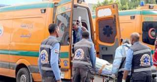 إصابة 3 أشخاص إثر حادث...