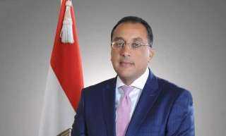 وزير التنمية المحلية يهنئ رئيس...