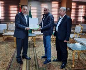 محافظ الشرقية يُكرم وكيل أول...