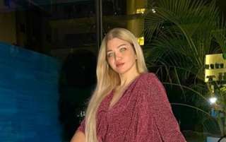 ياسمين الخطيب تخطف الأنظار بإطلالة...