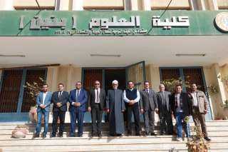 رئيس جامعة الأزهر ونوابه يتفقدون...