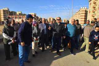 محافظ أسيوط يتفقد المرافق والخدمات...