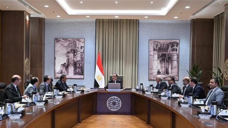 اجتماع رئيس الوزراء مع محافظ الجيزة