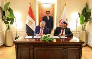 وزير الصحة يشهد توقيع مذكرة...