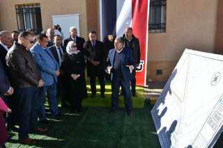 وزير التنمية المحلية ومحافظ الشرقية...