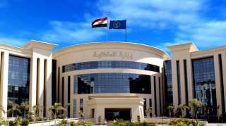 إتخاذ الإجراءات القانونيـة حيـال أحد...