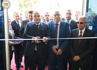 وزير التجارة والصناعة يفتتح فعاليات...