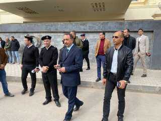 ” الإسكان ”: إزالة الأسوار...