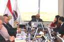 وزير قطاع الأعمال يستعرض الجدول...