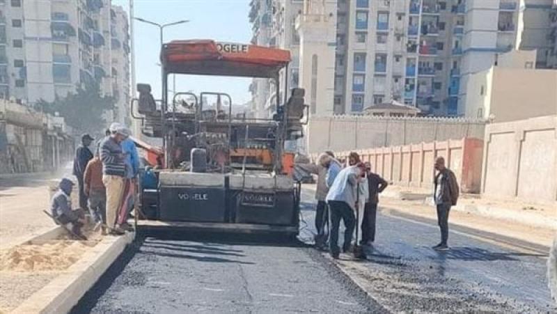جانب من رصف وتوسيع الطرق ببورسعيد