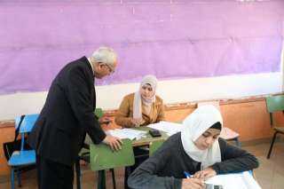 وزير التربية والتعليم ومحافظ الفيوم...