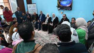 وزيرة التضامن تتفقد مجمع دور...