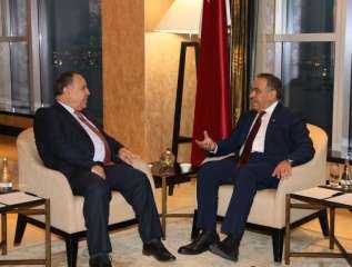 وزير المالية يلتقى نظيره القطري...
