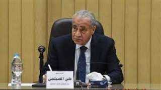 المصيلحي يتفقد اليوم صومعة ميناء...