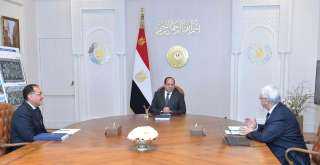 الرئيس السيسى  يتابع تنفيذ...