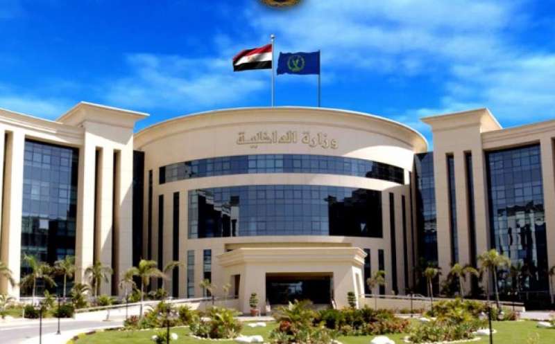 ضوابط تدقيق أوضاع الأجانب المتواجدين بالبلاد يتعين عليهم والمعفيين من شرط الحصول على الإقامة
