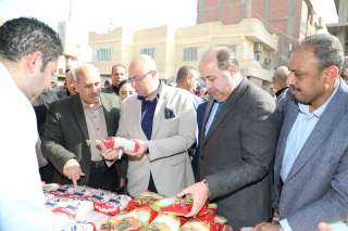 محافظ بني سويف يفتتح معرض...