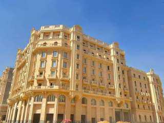 وزير الإسكان: إقبال كبير على...
