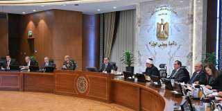 رئيس الوزراء يوجه بقيام مختلف...