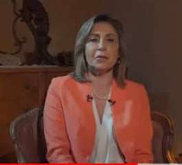 وزيرة الثقافة تفتتح معرض ...