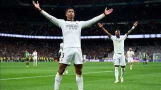 ريال مدريد يزيح جيرونا من...