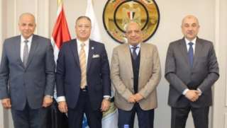 قطاع الأعمال العام يرفع شعار...
