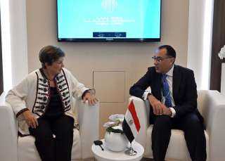 على هامش مشاركته في ”القمة...