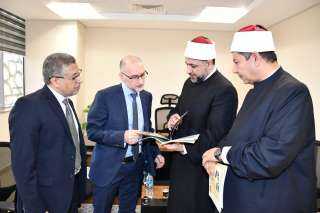 رئيسا الإدارة المركزية لشئون الدعوة...