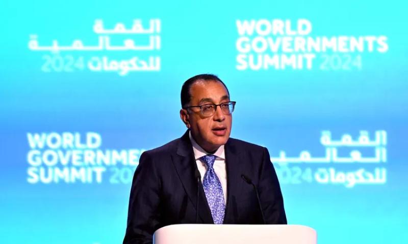 مصطفى مدبولي في قمة دبي