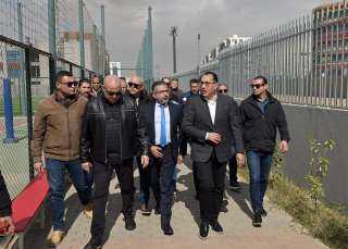 رئيس الوزراء يتابع موقف الوحدات...