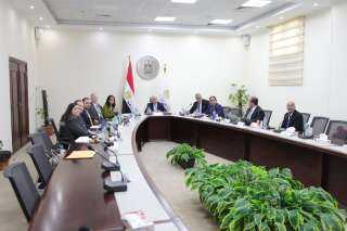 وزير التعليم العالي يرأس اجتماع...